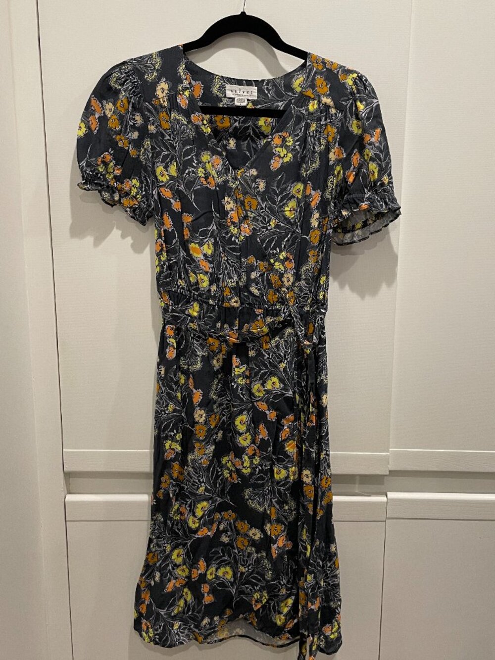 Velvet by Graham & Spencer Floral Midi Dress Size S Made in USA
